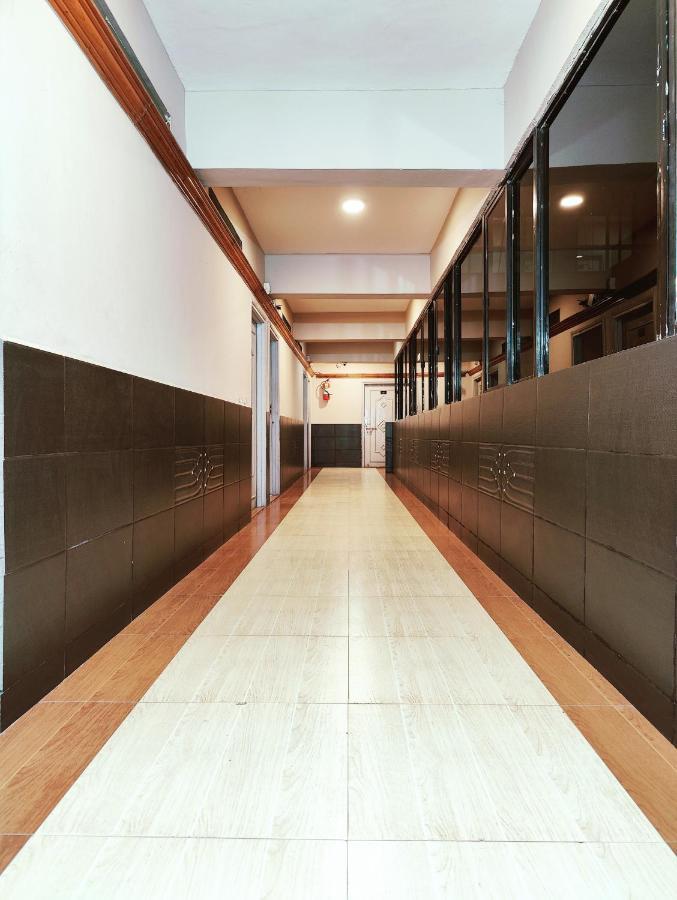 Hotel Harmony Jāmnagar Dış mekan fotoğraf